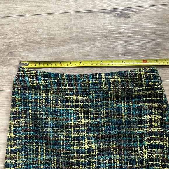 Tweed Pencil Skirt - Picture 6 of 9